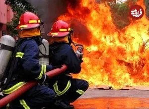 ببینید| آتش‌سوزی مهیب در بازارچه جنت‌آبادِ تهران