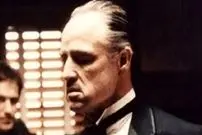 عکس| سفر زمان؛ چهرۀ «پدرخوانده» در جوانی در کنار پدرش