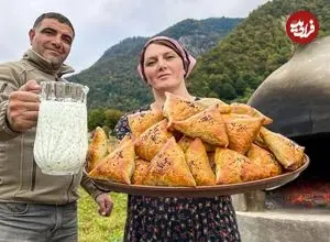 ببینید| غذای روستایی در آذربایجان؛ پخت سمبوسه در تنور و در طبیعت زیبای کوهستان