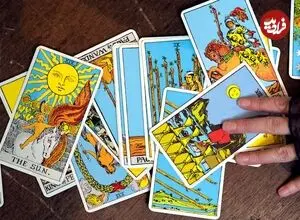 چگونه تاروت از یک بازی در دوران رنسانس به ابزاری برای فال‌گیری تبدیل شدند؟