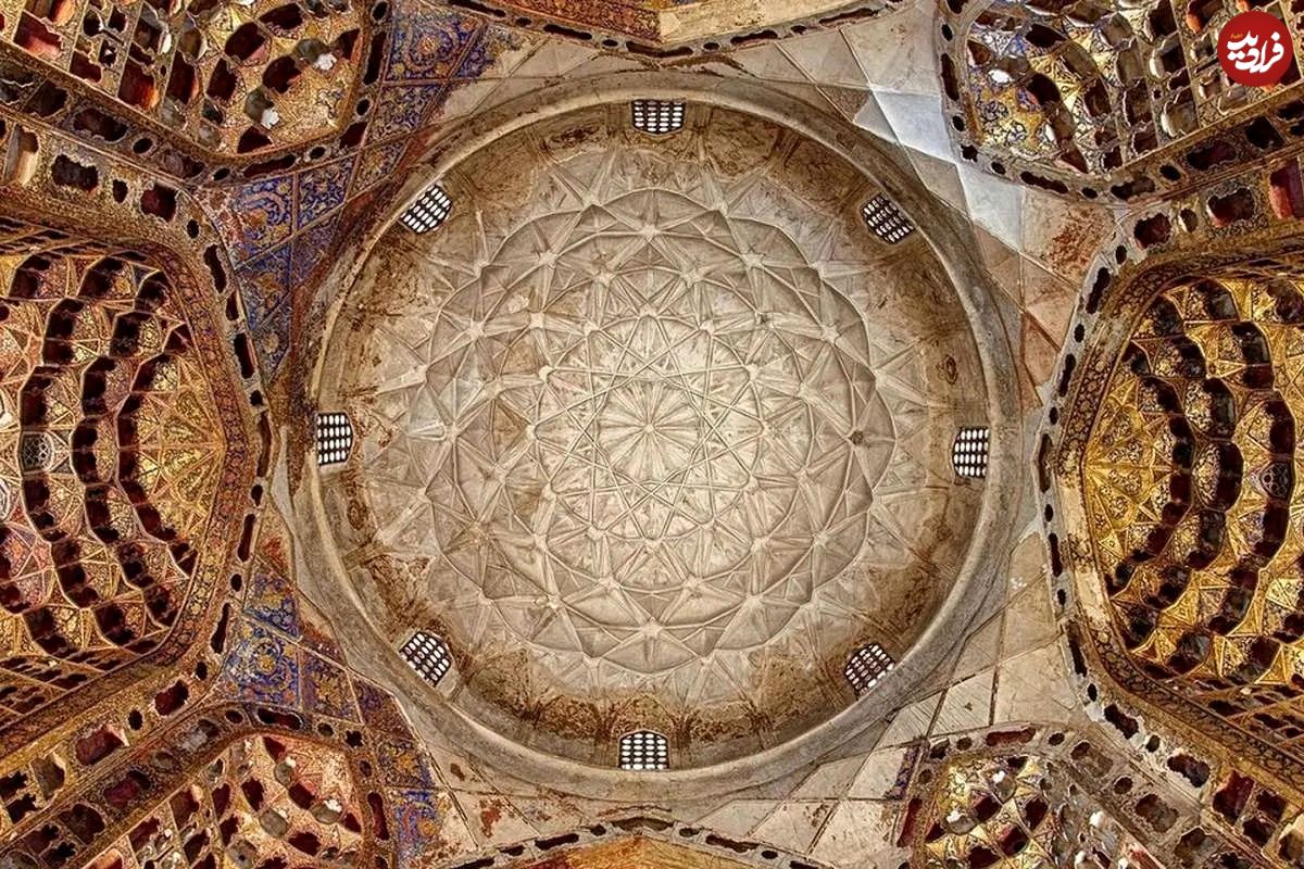 تصاویر؛ سفر در زمان؛ هدیه ۴۰۰ ساله امپراتور چین به ایران؛ ماجرای چینیهای رنگ آبی چه بود؟