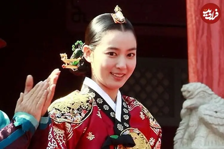 عکس| سفر زمان؛ چهرۀ «بانو جانگ» (سریال دونگ‌یی) در 21 سالگی در سومین سریالش