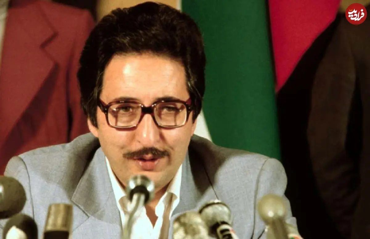 عکس| سفر در زمان؛ دیدار «بنی صدر» با «امام خمینی»؛ سال 1359