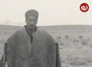 عکس| سفر زمان؛ عکس یادگاری دو چوپان در صحرا؛ 80 سال قبل