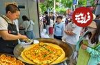 ببینید؛ غذای خیابانی در چین؛ کبوتر کبابی، انواع ماهی و میگو، نودل و پیراشکی در ووهان