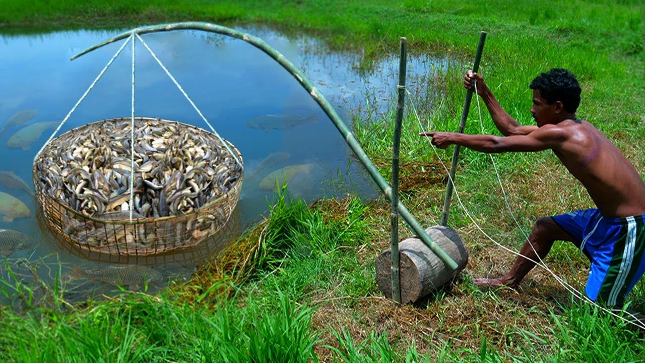 (ویدئو) روش خلاقانه جوان تایلندی برای ساخت یک تله ماهیگیری باستانی