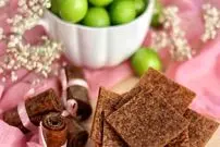 لواشک خانگی گوجه سبز و کیوی؛ ترکیبی هیجان‌انگیز از ترشی و شیرینی