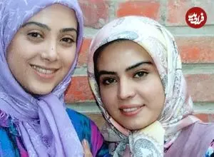 عکس| سفر زمان؛ تیپ و چهرۀ «سولماز آقمقانی» در رستوران در کنار «سارا خوئینی‌ها»