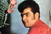 عکس| سفر زمان؛ «عباس قادری» خوانندۀ قدیمی در 76 سالگی در کنار «سید ابراهیم رئیسی»