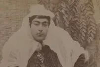 (تصاویر) سفر به عصر قاجار؛ جنگ قوچ‌ها، منظرۀ دروازه قرآن و دختر گیسوکمند