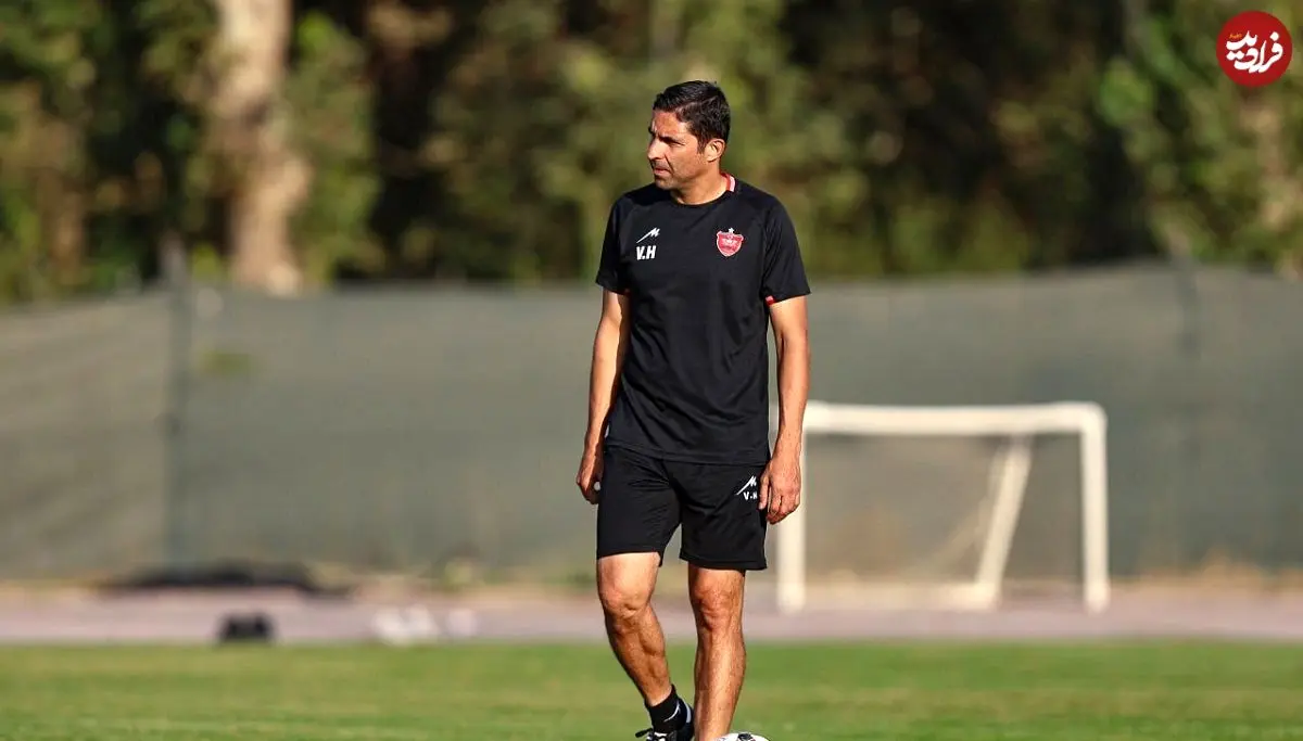 عکس؛ وحید هاشمیان در ادایی‌ترین کافه تهران