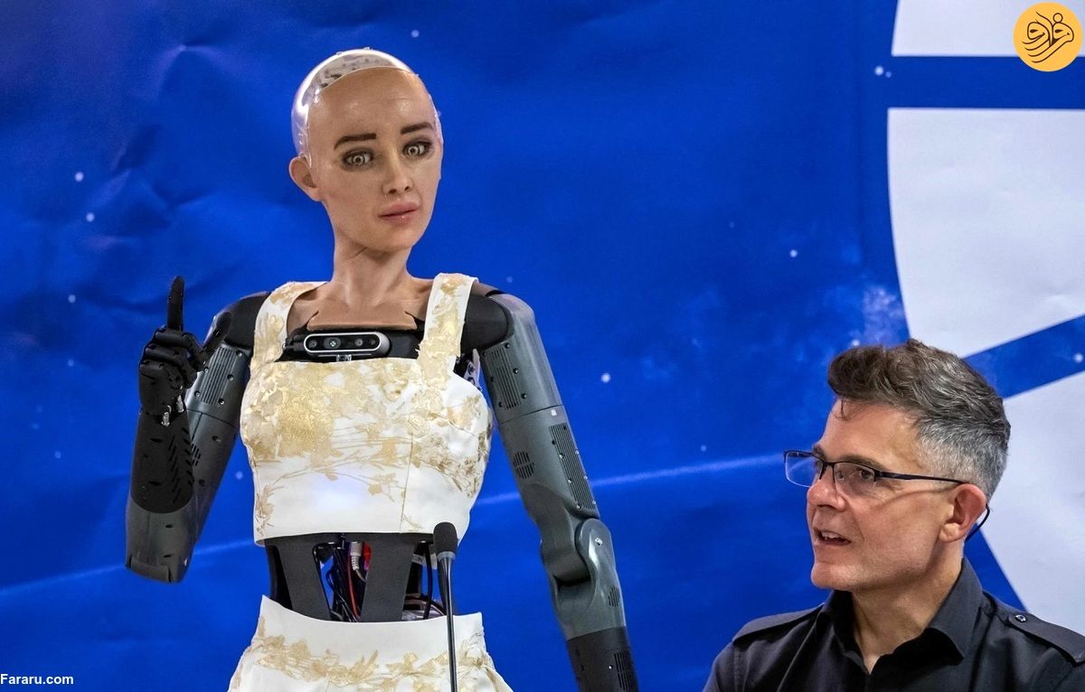 (ویدئو) اولین کنفرانس خبری ربات‌های انسان‌نما