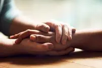 چطور به فردی که دچار پانیک اتک شده کمک کنیم؟