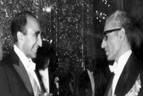 سفر در زمان؛ یادداشت‌های علم، چهارشنبه ۵ مهر ۱۳۵۱: شاه گفت ممکن است باز هم معاملاتی با روس‌ها بکنم؛ باید ترتیباتی بدهیم که مشتی به دهن عراقی‌ها بکوبیم و حمایت شوروی از آن‌ها کمتر شود