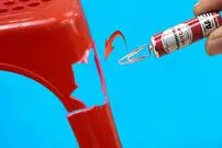 (ویدئو) یک ایده هوشمندانه برای تعمیر وسایل پلاستیکی با باتری 1.5 ولتی
