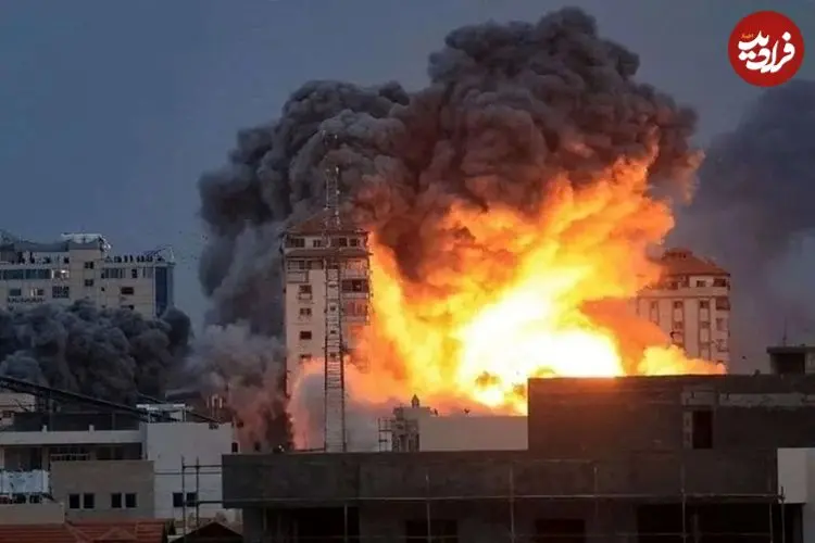 حمله هوایی به چند انبار و سوله در همدان