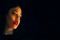 نقد و بررسی فیلم Hedda؛ فیلمی که تنِ ایبسن را در گور می‌لرزاند!