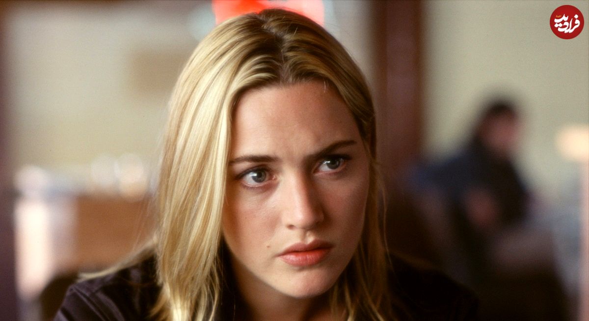 عکس| سفر در زمان؛ «رز فیلم تایتانیک» در حال غذا دادن به یک توله ببر؛ سال 1378