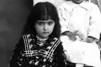 عکس| سفر زمان؛ عکس یادگاری دختران قاجاری و خدمتکارشان