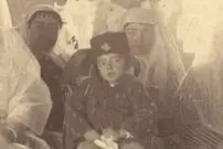 عکس؛ سفر به تاریخ؛ جشن تولد «ناصرالدین میرزا» نوۀ «ناصرالدین شاه» با حضور زنان مظفرالدین شاه