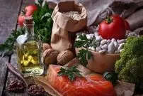 درمان کلسترول خون در طب سنتی با ۷ ماده غذایی خوشمزه!