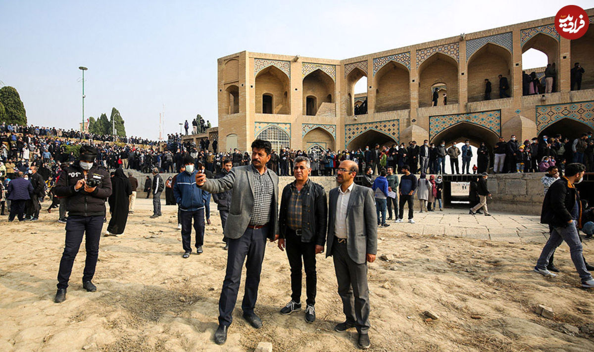 تصاویر/ اعتراض کشاورزان و مردم اصفهان برای آبرسانی به زاینده رود