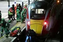 چاقوکشی در قطاری در انگلیس؛ ۱۰ زخمی