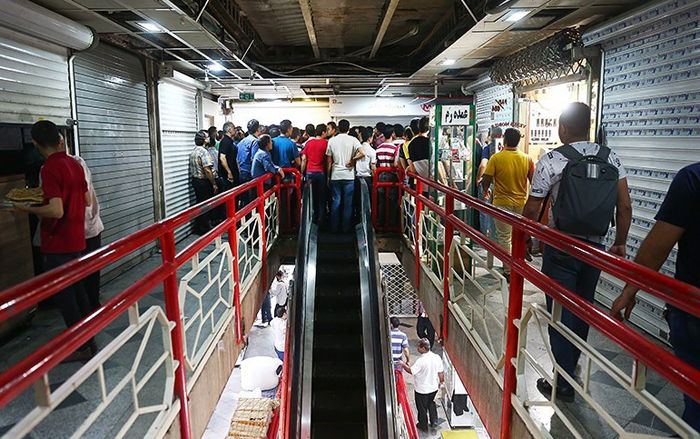 تصاویر/ کسبه "علاءالدین"مغازه‌ها را بستند