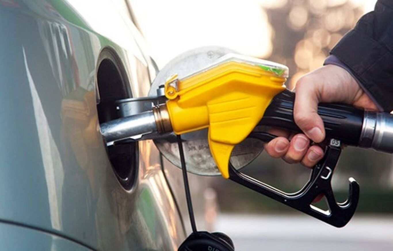 تصمیم جدید دولت برای قیمت بنزین؛ بنزین گران می‌شود؟