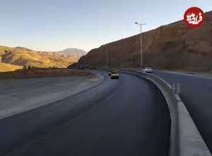 عکس| سفر زمان؛ یک اتومبیل قدیمی در منظره برفی گردنه اسدآباد همدان؛ 80 سال قبل