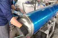 (ویدئو) چینی ها چگونه باک سوخت بزرگ کامیون را در کارخانه تولید می کنند؟
