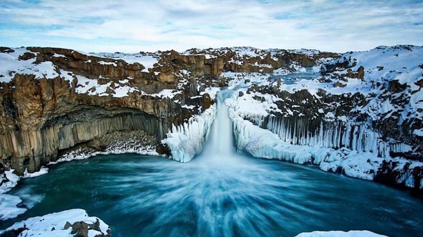 (ویدئو) زیبایی‌های بی‌نظیر آبشار کرکری بعد از یخبندان