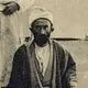 عکس| سفر زمان؛ تصویری از درویش مارگیر با یک مار بزرگ در دوران قاجار