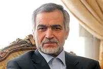 حسین فریدون با آمبولانس از دادسرا خارج شد