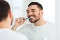 مسواک زدن در این ساعت ممنوع!