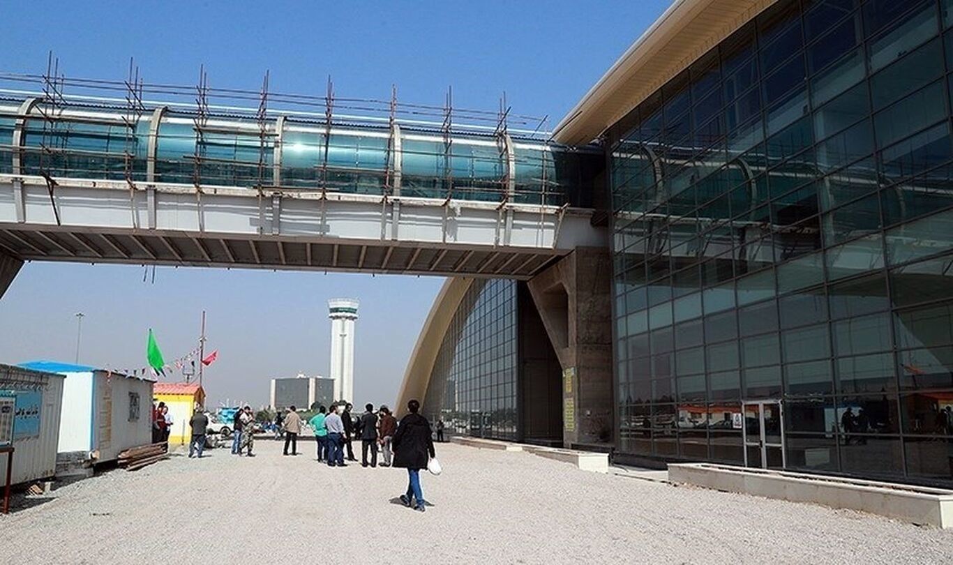 وقوع حادثه در فرودگاه امام خمینی، کارگران را راهی بیمارستان کرد!