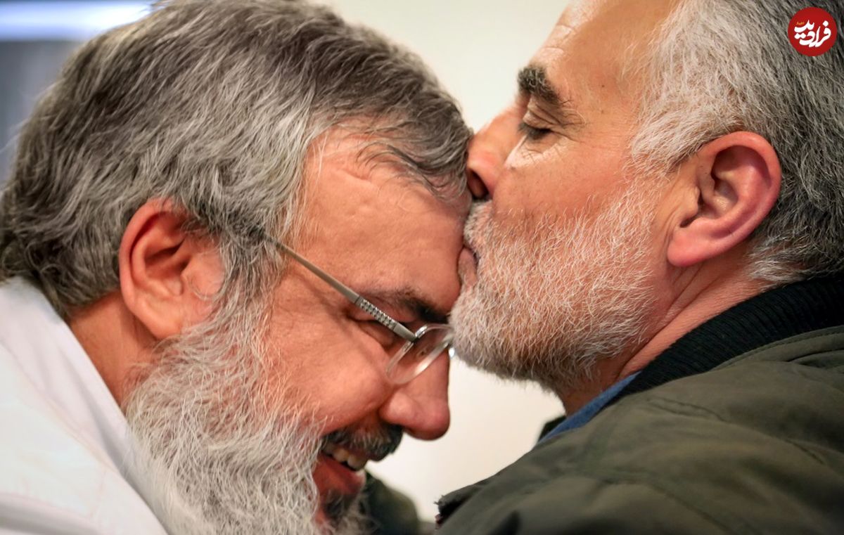 عکس؛ سفر به تاریخ؛ چهرۀ خندان «حاج قاسم سلیمانی و سید حسن نصرالله» در آخرین دیدار