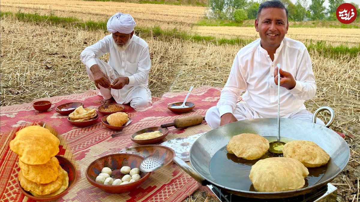 ببینید؛ غذای روستایی در پاکستان؛ پخت چوله باتوره توسط آشپز روستایی در طبیعت