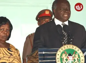 عکس| من فقط یک زن دارم!؛ عجیب ترین سخنرانی رسمی یک رئیس جمهور