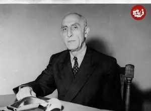 عکس| سفر در زمان؛ دیدار «محمد مصدق» با ایوان سادچیکف، سفیر شوروی