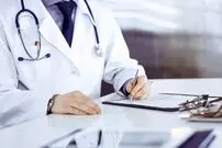 مشاطه‌گری به جای طبابت؛ چرا پزشکان دیگر پزشکی نمی‌کنند؟