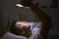 با تلفن همراه به رختخواب نرو