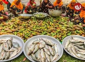 ببینید| غذای روستایی در هند؛ پخت خورشت با ماهی کپور، خیار و سیب زمینی در روستا