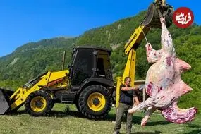 ببینید| غذای روستایی در آذربایجان؛ کباب کردن گوشت شتر توسط آشپز ماهر روستایی