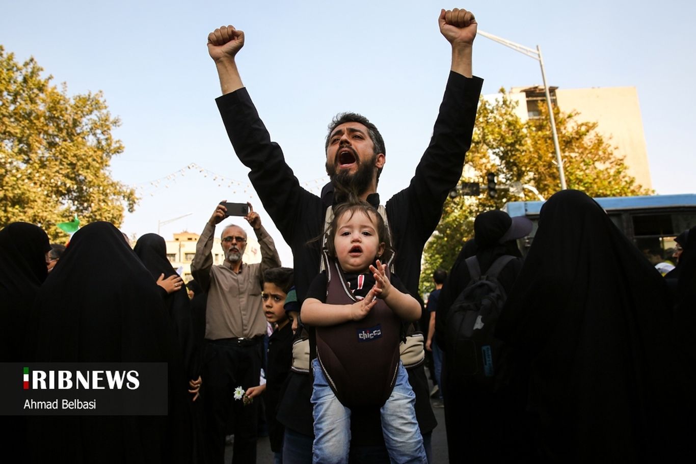 تصاویر/ راهپیمایی مردم قم و تهران در واکنش به اعتراضات اخیر