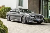 (ویدئو) تردد جدیدترین و مجهزترین BMW در خیابان‌های تهران