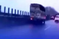 (ویدئو) ۲۰ ثانیه دلهره‌آور از یک تصادف زنجیره‌ای را ببینید