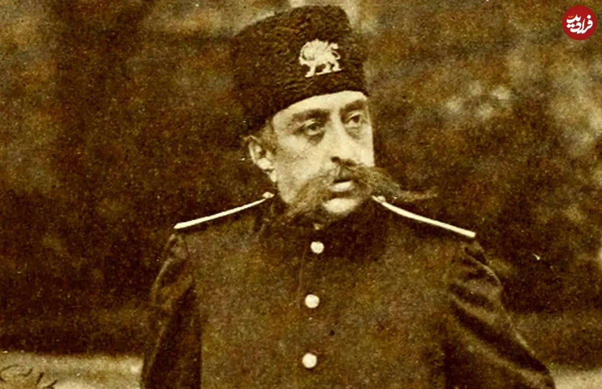 عکس| سفر به تاریخ؛ «مظفرالدین شاه» در یکی از آخرین عکس‌هایش در کنار پسرانش