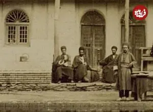 عکس| سفر زمان؛ تصویری از یک چایخانۀ بزرگ و زیبا در همدان؛ 140 سال قبل