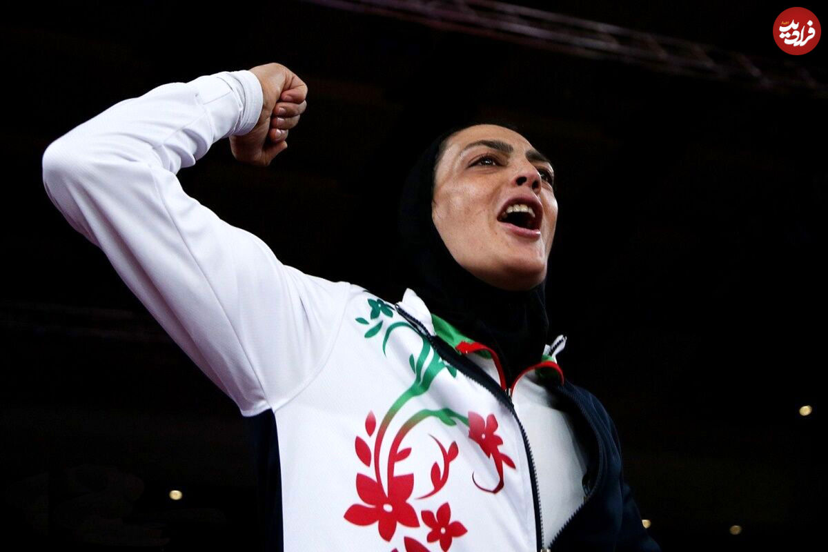 عکس/ شهربانو منصوریان با لباس آتشنشانی در متروپل